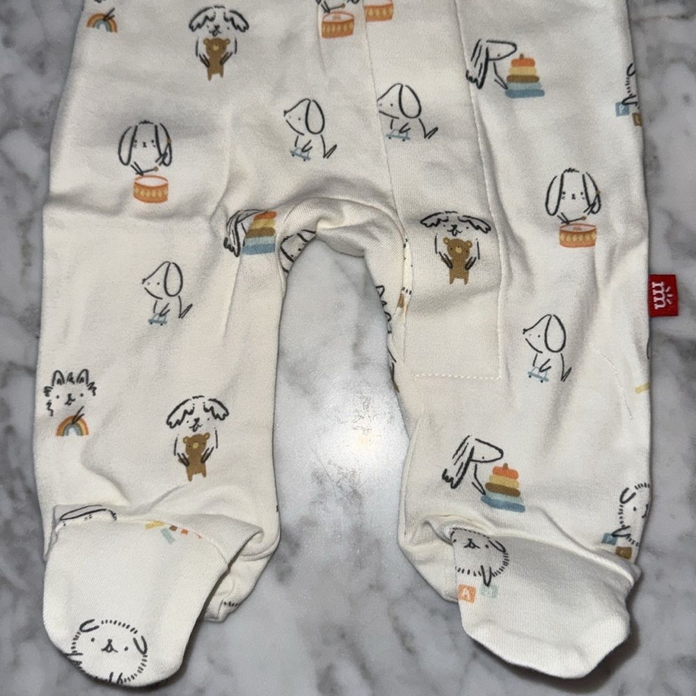 NWT MAGNETIC ME ORGANIC PUPPY FOOTIE - Picture 4 of 7